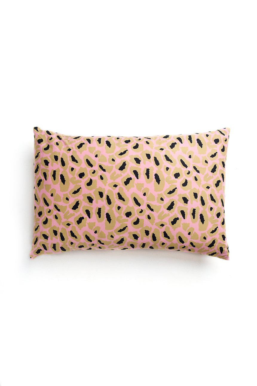 Hot Pink Leopard Pillow Case - set of 2